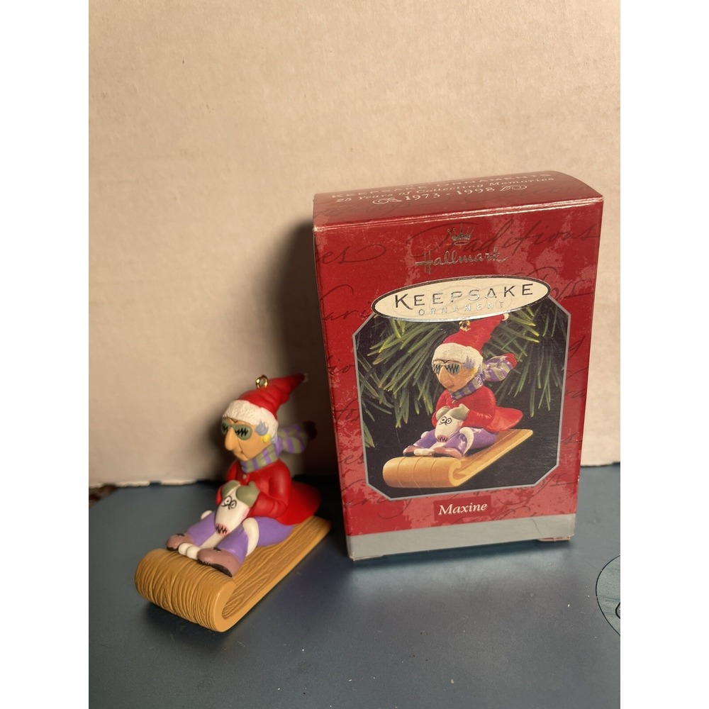 1-HALLMARK  98 CHRISTMAS ORNAMENT "MAXINE" TOBOGGAN SLEDDING W/DOG FLOYD M-2(75)